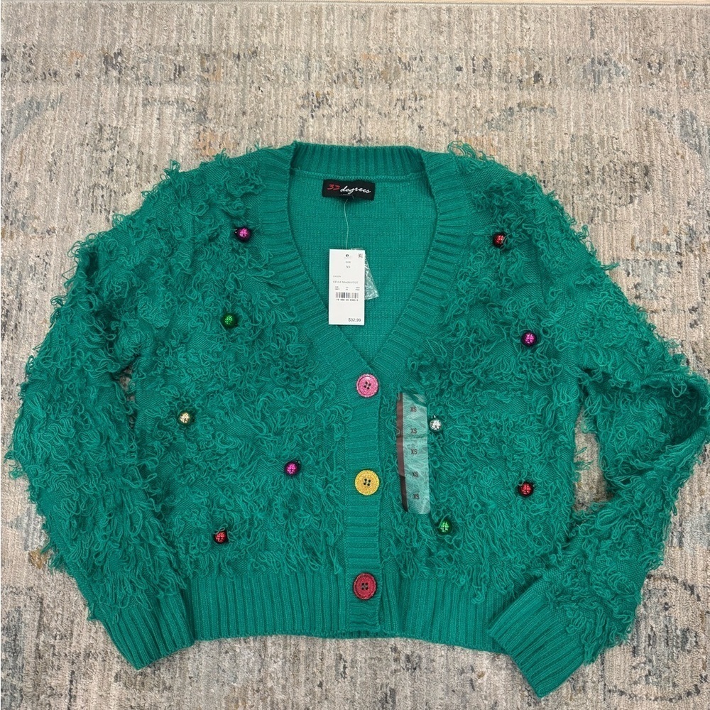 Target Women’s NWT Christmas Tree Sweater Size XS